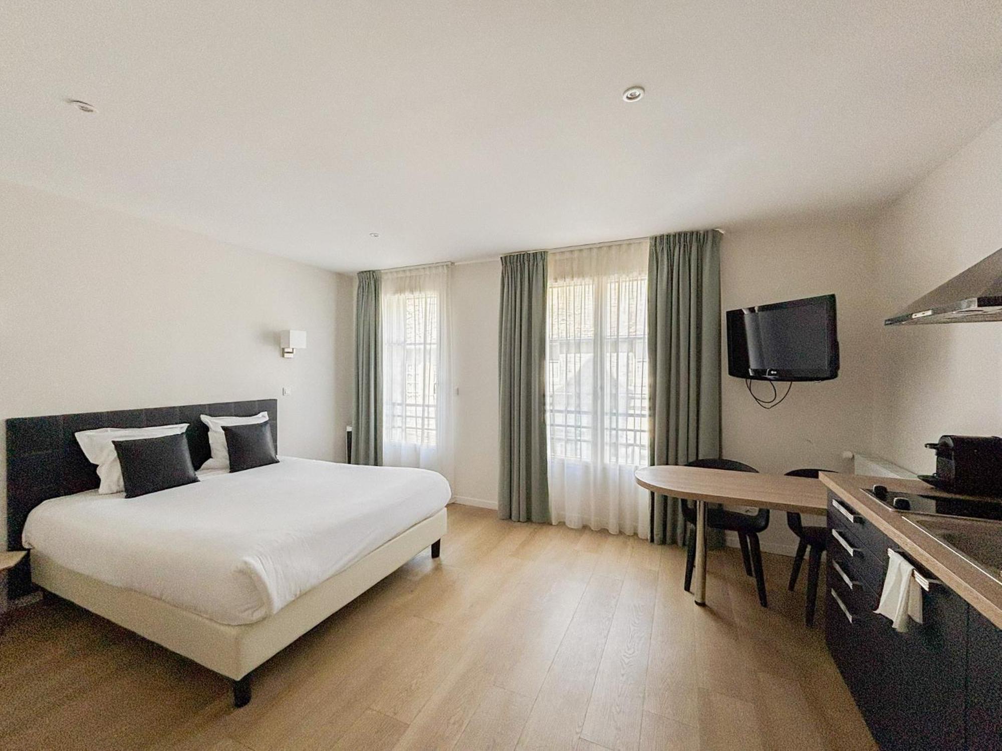 Les Maisons D'Eugene Appart'Hotel - Centre Historique Honfleur Eksteriør bilde